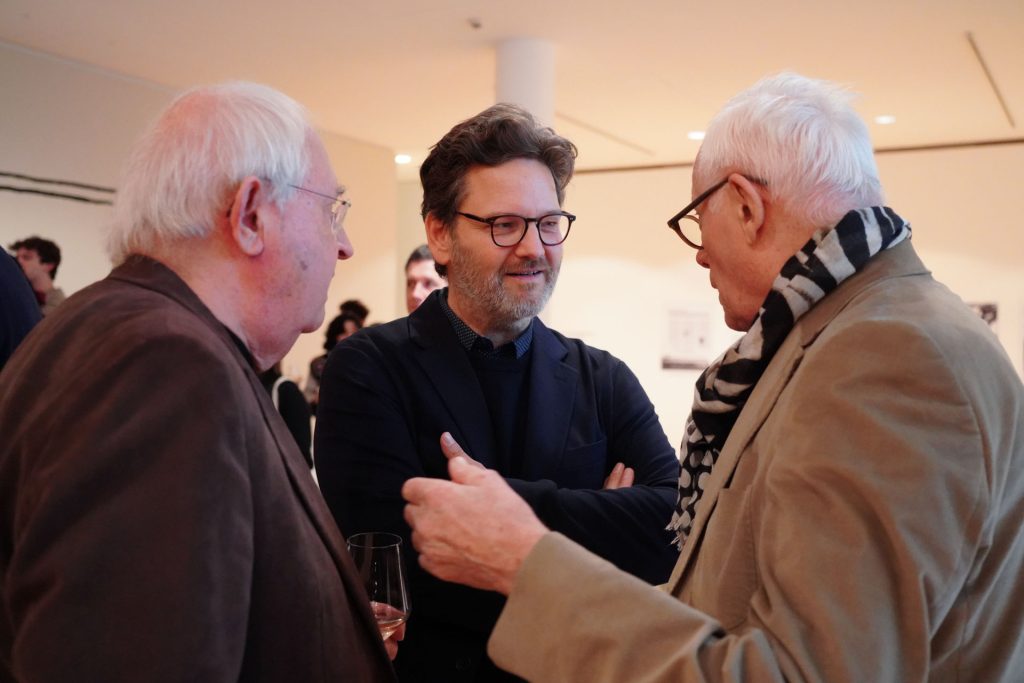 Dietrich Lubs, Gerrit Terstiege und Dieter Rams bei der Ausstellungseröffnung    © Stefanie Becker